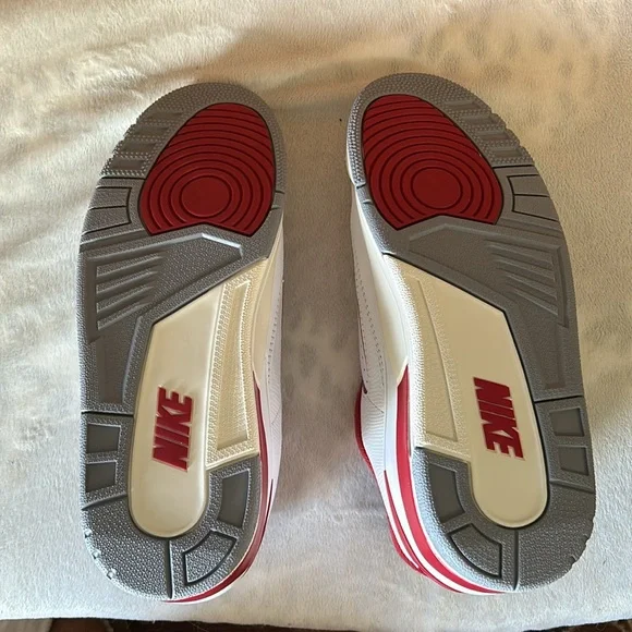 Jordan 2/3 Varsity Red-Sail Size 11.5 SKU FD0383-161 - Picture 6 of 8